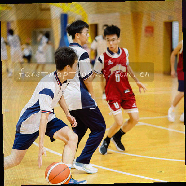 悬浮的下载图标，光束环绕
